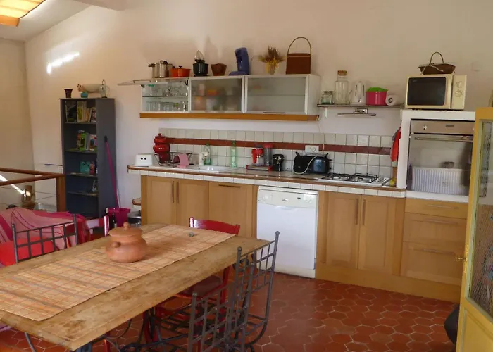 Maison 7 Couchages - 04500 4 Jours Minimum Дом отдыха *