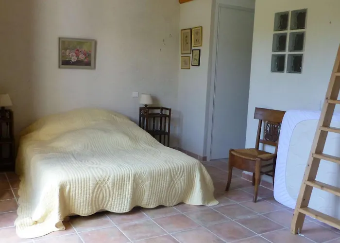 Maison 7 Couchages - 04500 4 Jours Minimum Roumoules